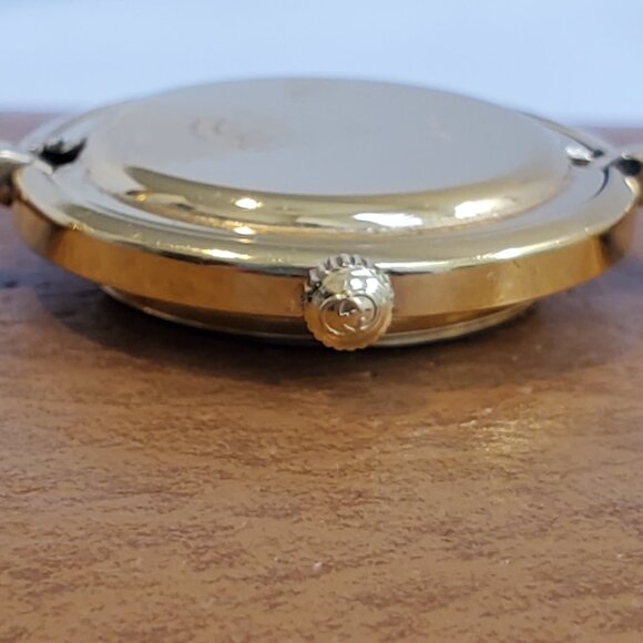 Gucci 1100 Interchangeable Bezel Watch SZ 6 1/2 RARE Fine Condition 12 Bezels - Picture 8 of 10